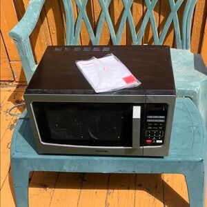 Toshiba Black and Silver